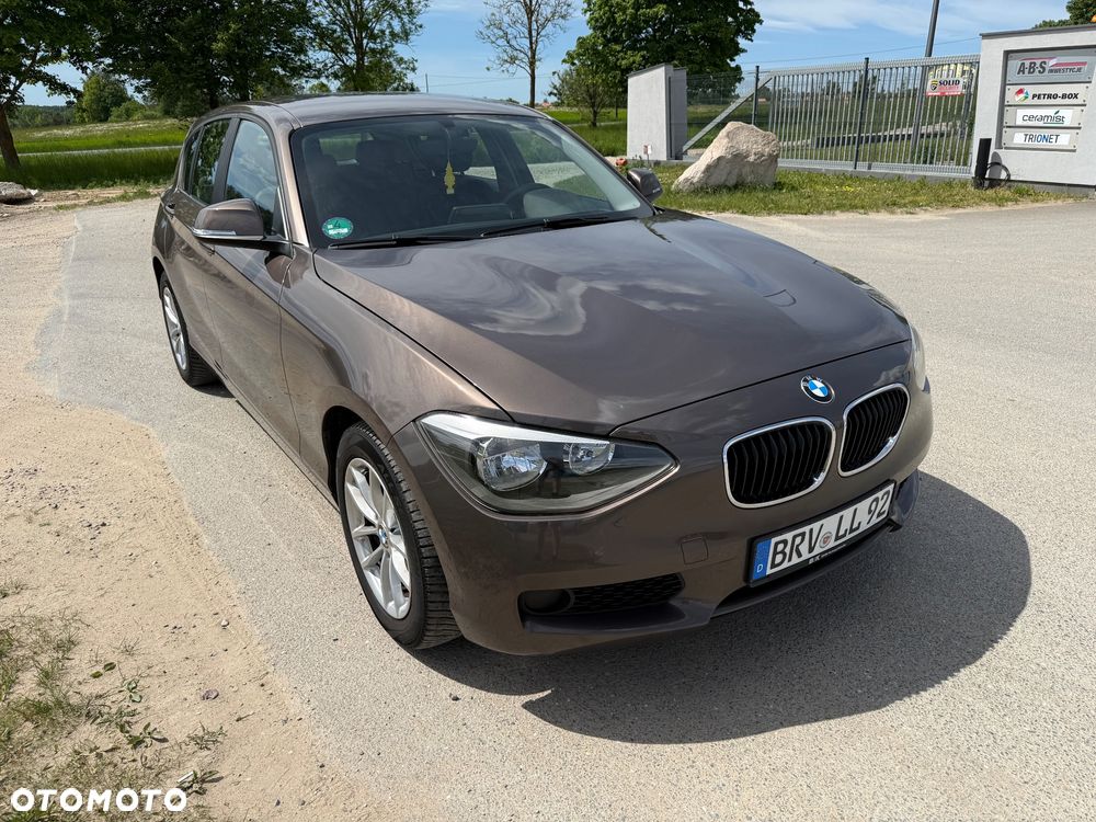 BMW Seria 1 116i Sport Line - 2