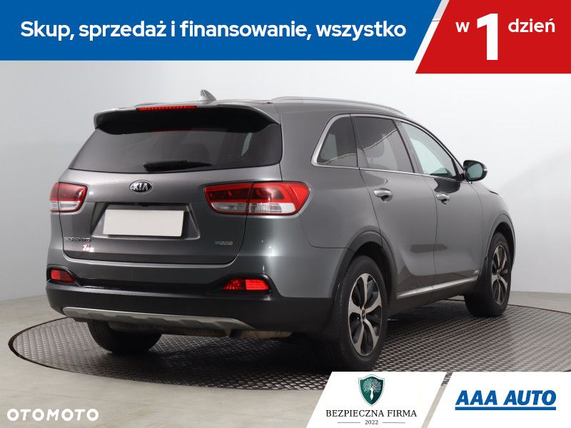 Kia Sorento - 6