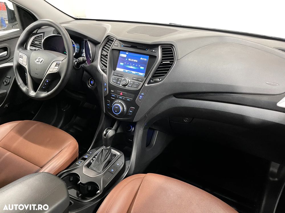 Hyundai Santa Fe 2.2 DSL 4WD Aut. Premium - 9