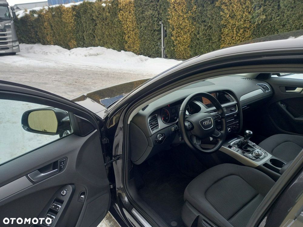Audi A4 Limousine 2.0 TDI DPF Attraction - 29