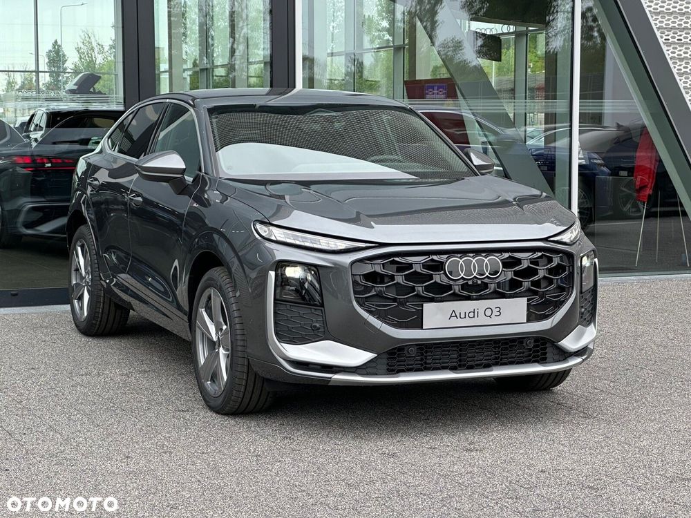 Audi Q3 Sportback - 4