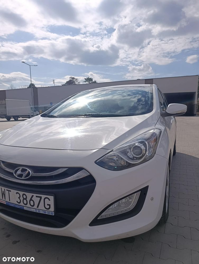 Hyundai i30 1.6 CRDi Comfort - 11