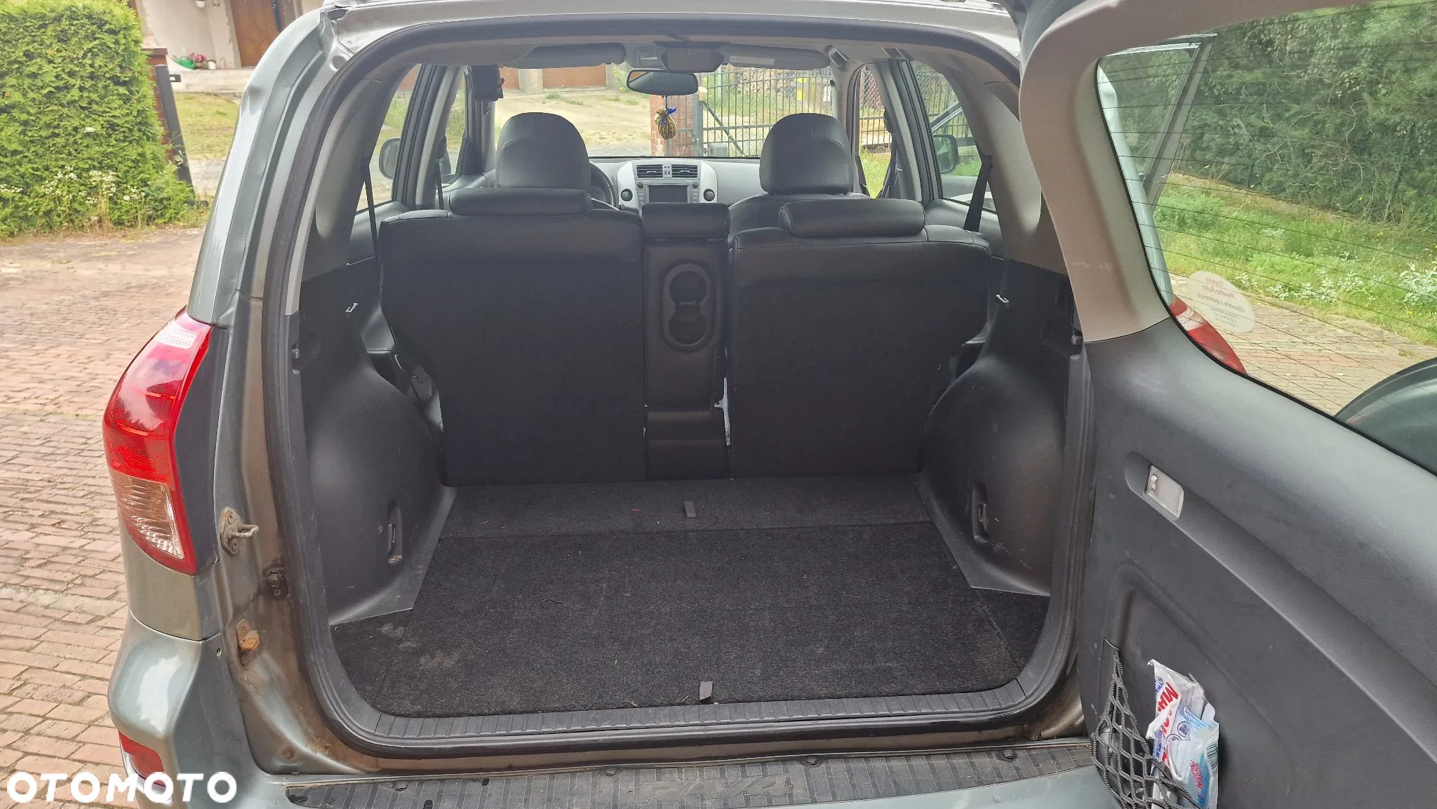 Toyota RAV4 2.0 VVT-i Premium - 17