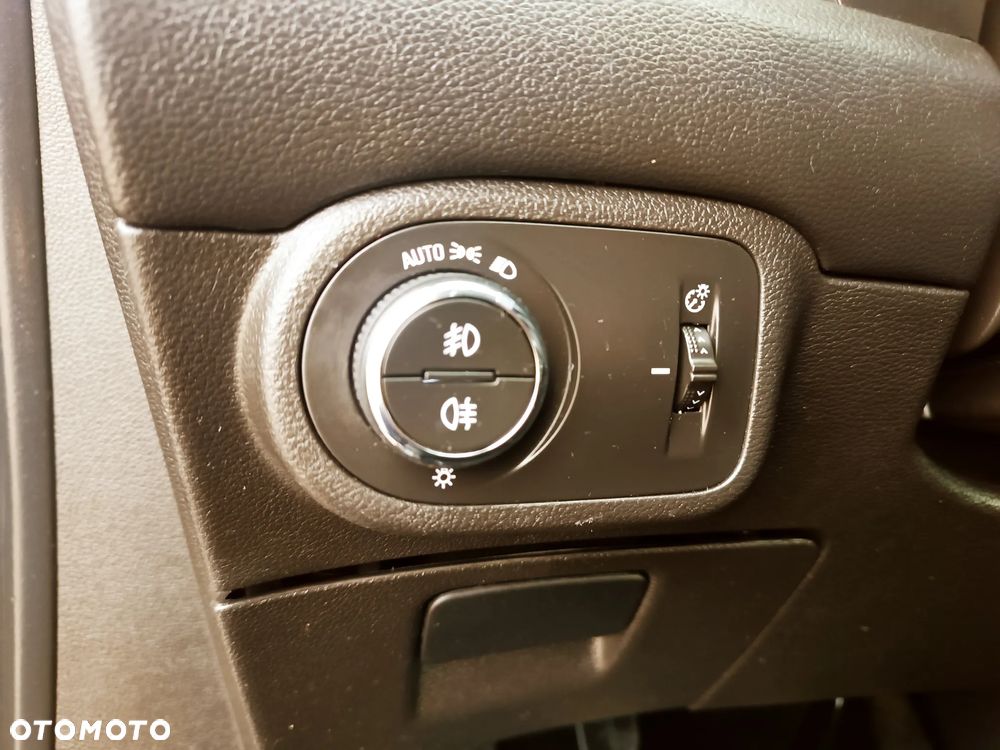 Opel Zafira 1.4 Turbo (ecoFLEX) Start/Stop Edition - 32