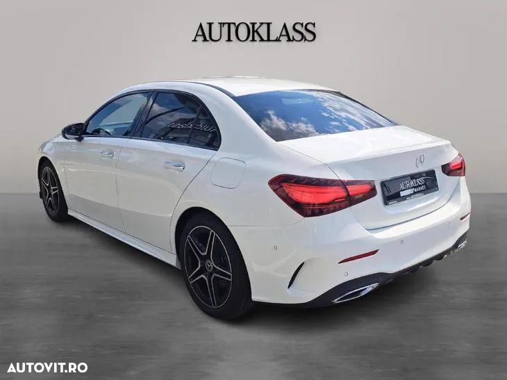 Mercedes-Benz A 200 7G-DCT AMG Line - 3