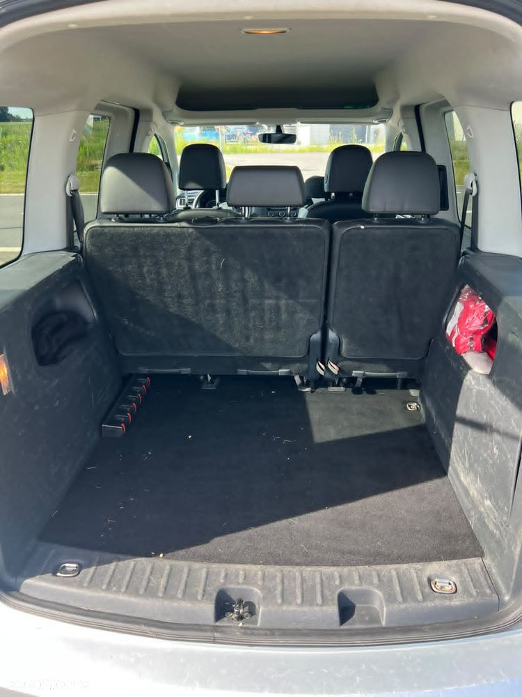 Volkswagen Caddy 2.0 TDI Comfortline DSG - 11