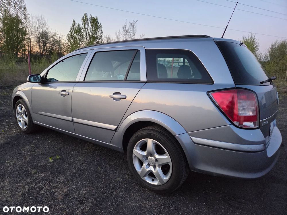 Opel Astra 1.7 CDTI Edition - 11