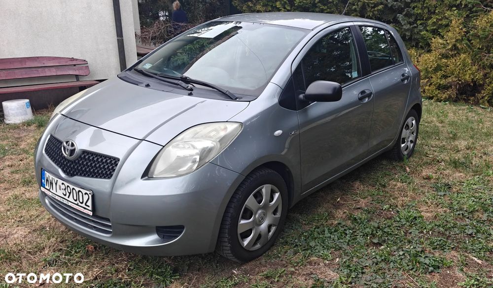 Toyota Yaris 1.4 D-4D Terra A/C - 8