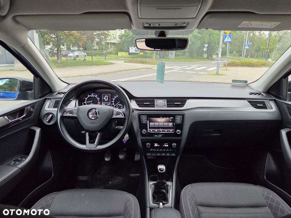 Skoda RAPID Spb 1.0 TSI Style - 14