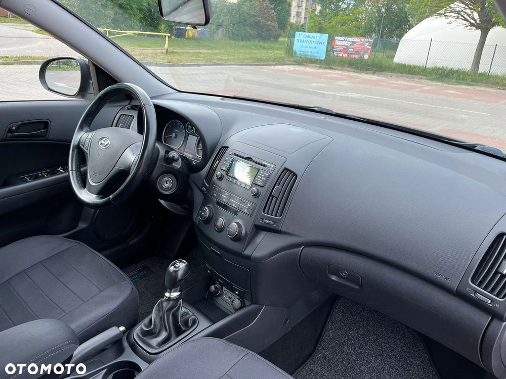 Hyundai i30 1.4 FIFA WM Edition - 22