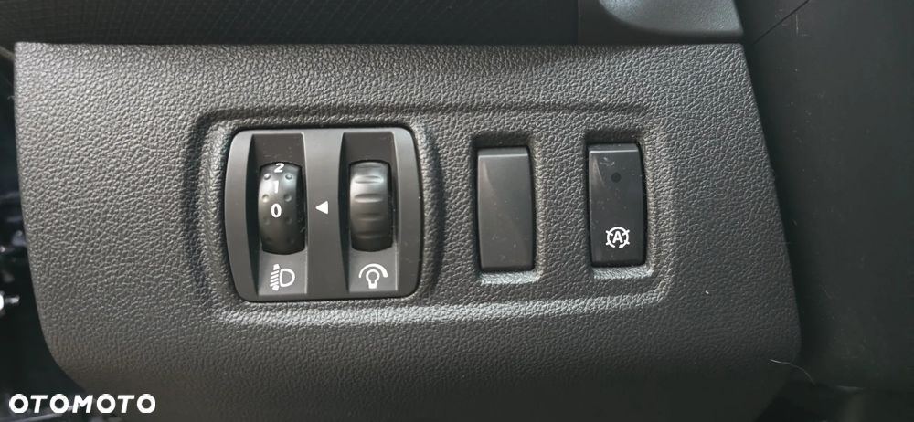 Renault Clio Energy TCe 90 Start & Stop Expression - 26