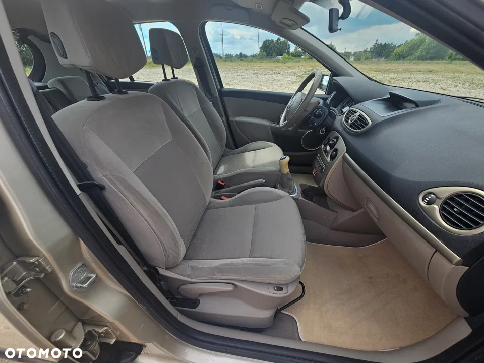 Renault Clio 1.6 16V Exception - 29