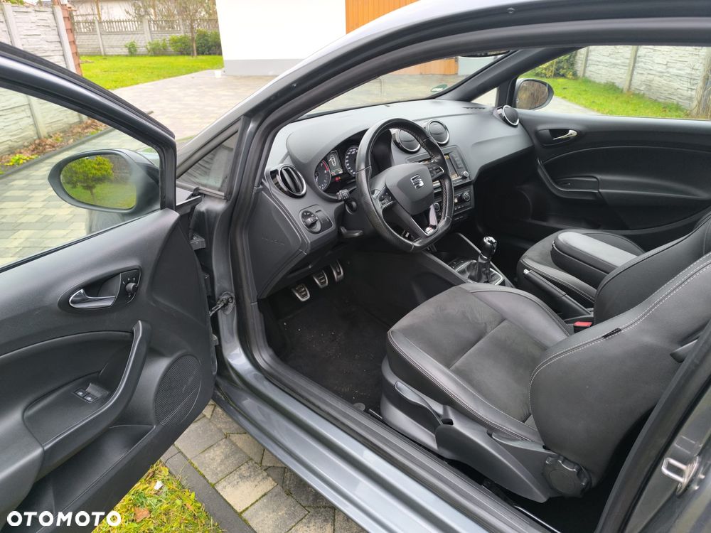 Seat Ibiza SC 1.8 TSI S&S Cupra - 11