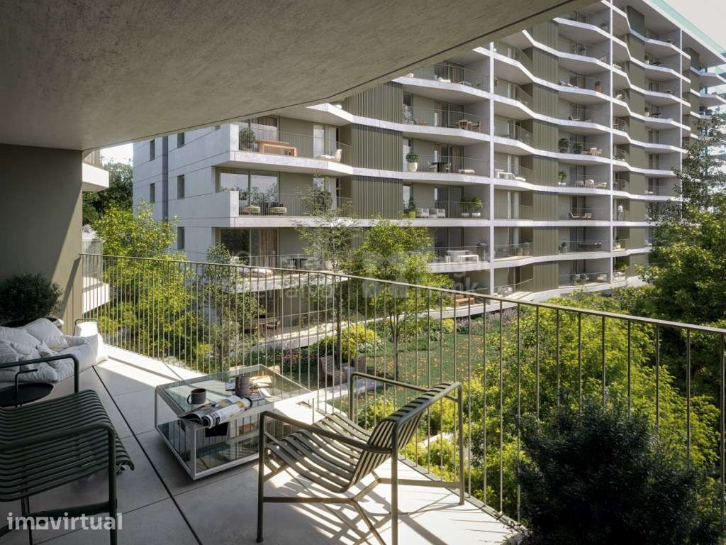 Apartamento T2 com varanda e estacionamento, nos Jardins d'Arrábida - Grande imagem: 5/8