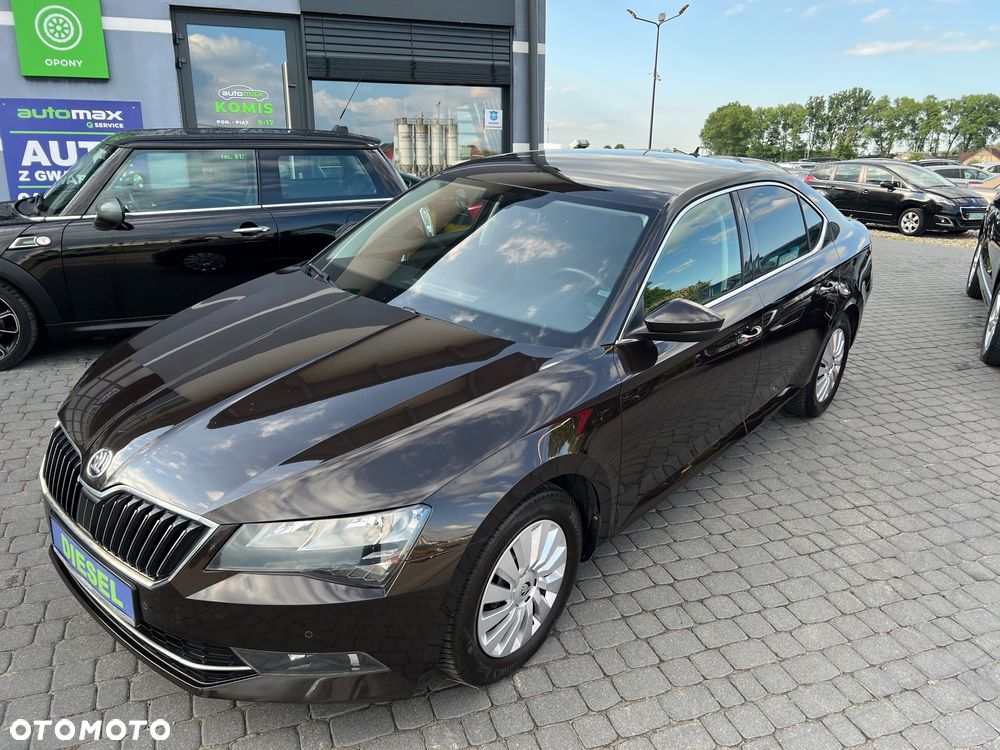 Skoda Superb 1.6 TDI GreenLine - 2
