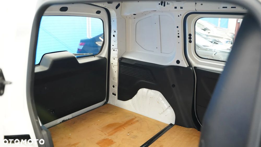 Citroën BERLINGO - 27