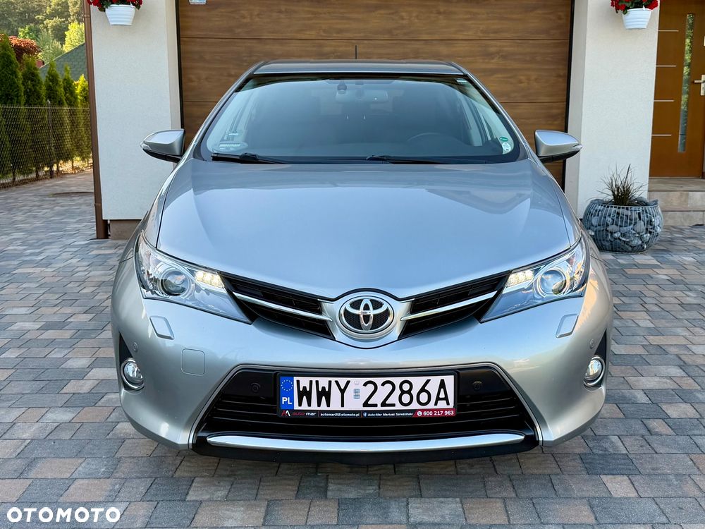 Toyota Auris 1.6 Premium Start - 4