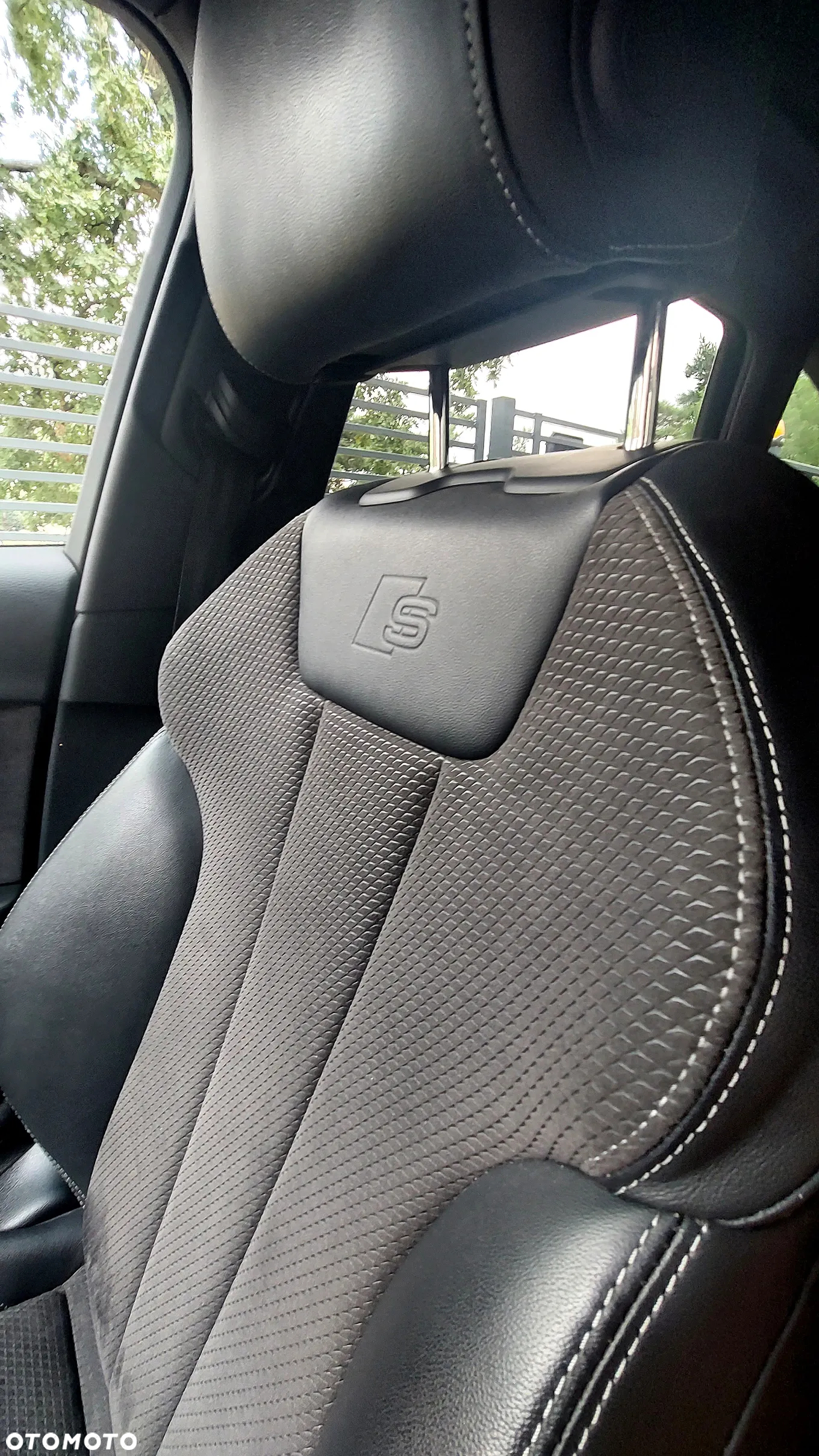 Audi A4 Avant 2.0 TDI Design S tronic - 15