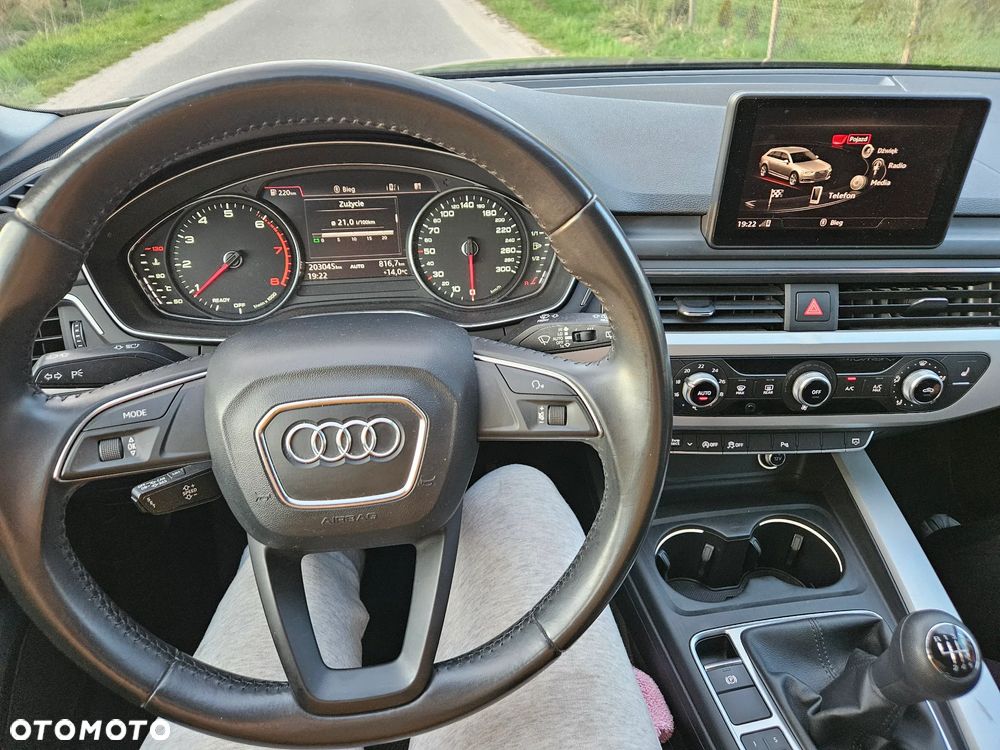 Audi A4 Avant 2.0 TFSI ultra - 8