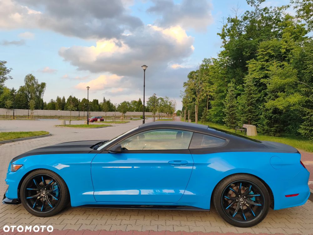 Ford Mustang 3.7 V6 - 1