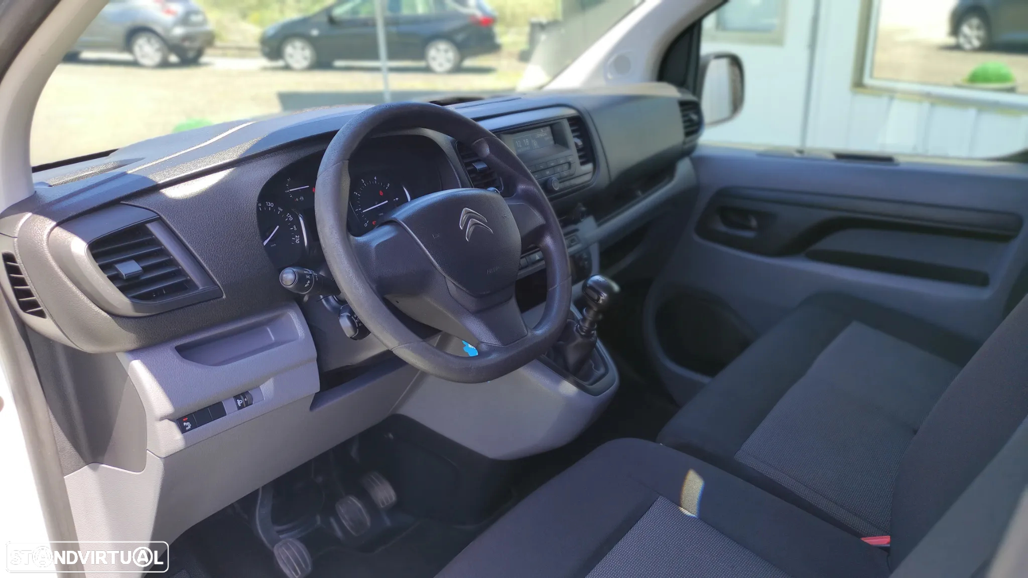 Citroën Jumpy 1.6 BlueHDi M - 11