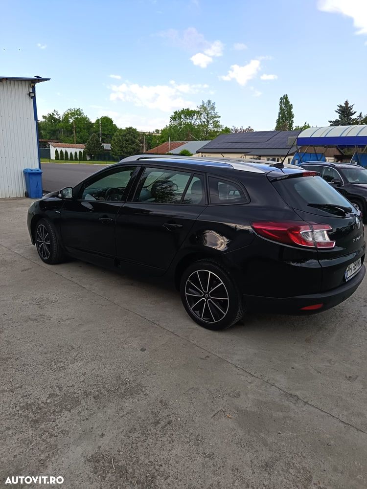 Renault Megane ENERGY dCi 130 Start & Stop Bose Edition - 2