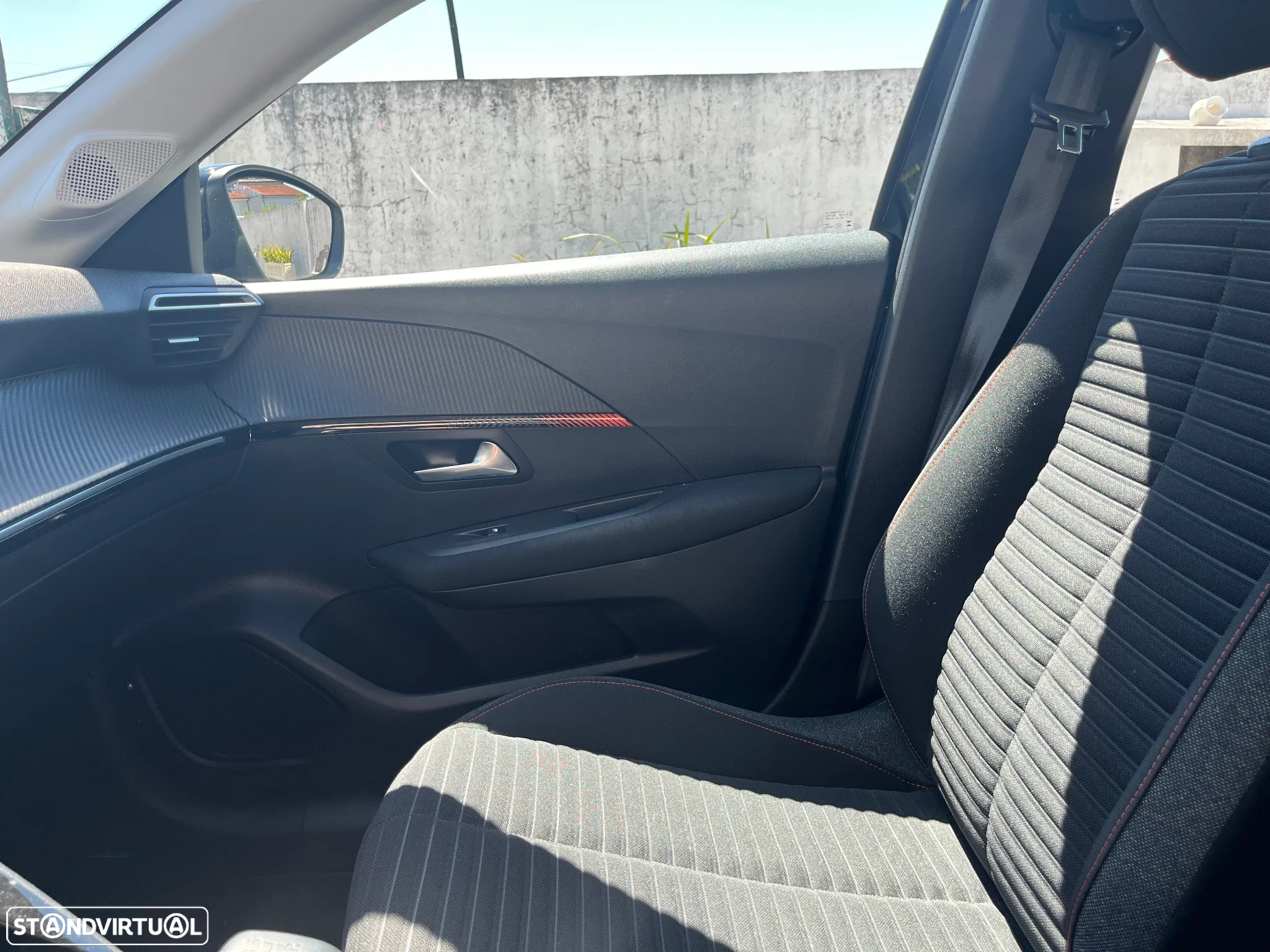 Peugeot 208 1.2 PureTech Active Pack - 13