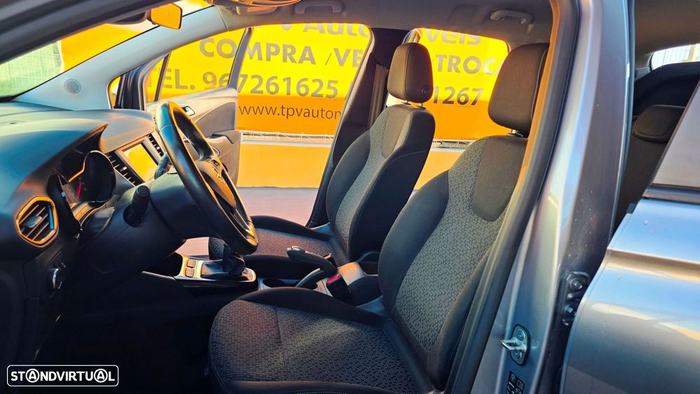 Opel Crossland 1.5 D Business - 14