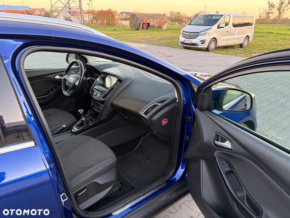 Ford Focus - 14