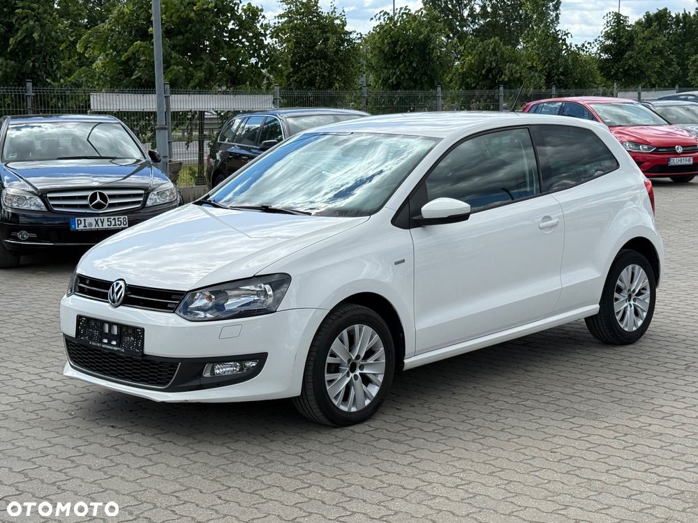 Volkswagen Polo - 1