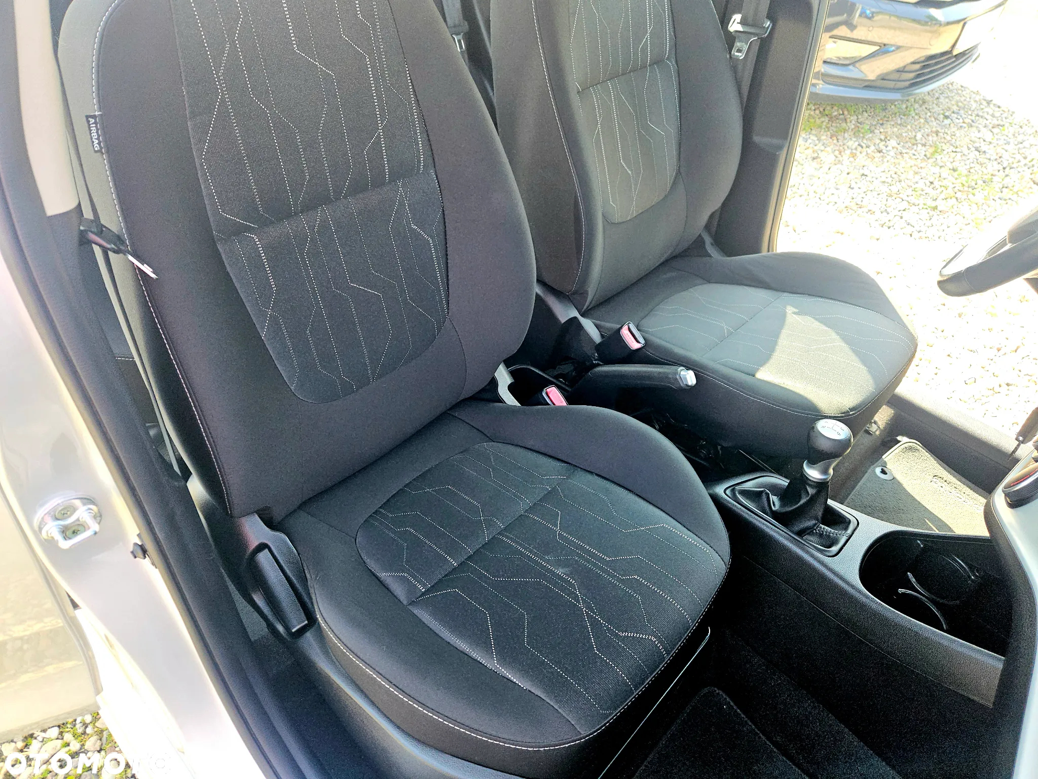 Kia Picanto 1.0 Dream Team Edition - 33