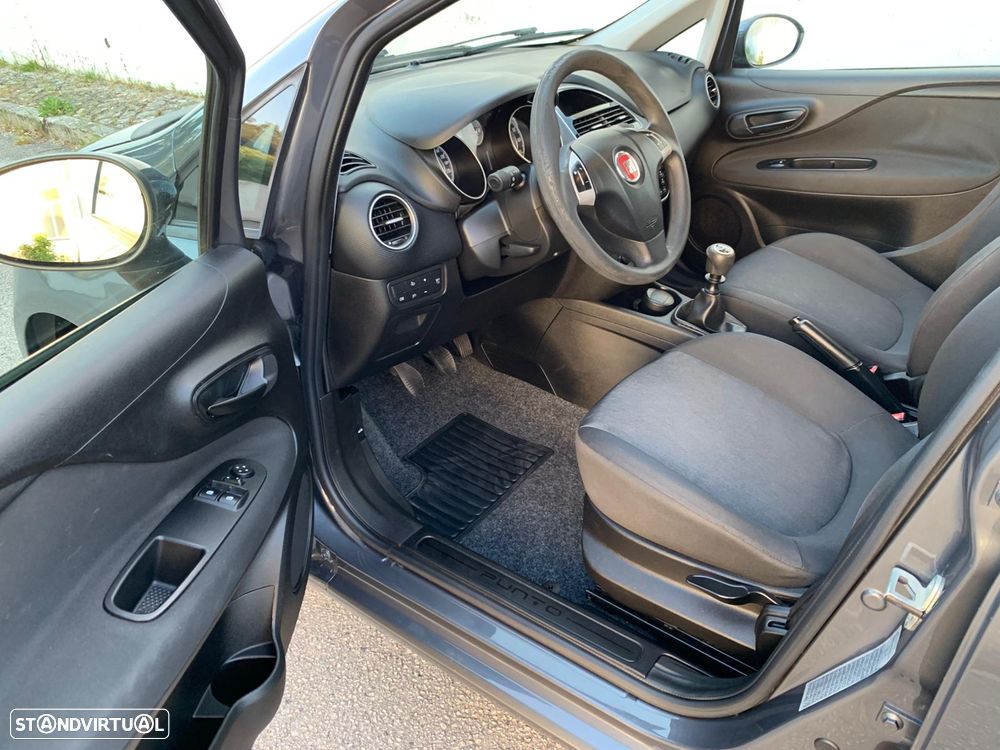 Fiat Punto - 10