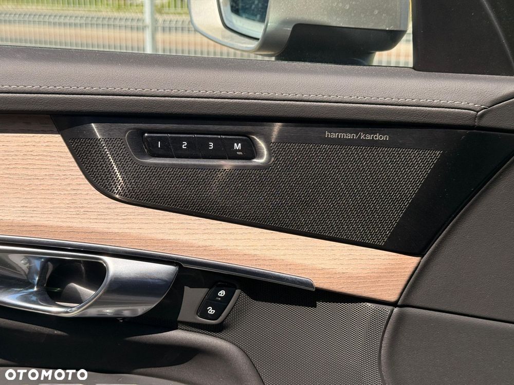 Volvo XC 90 - 39