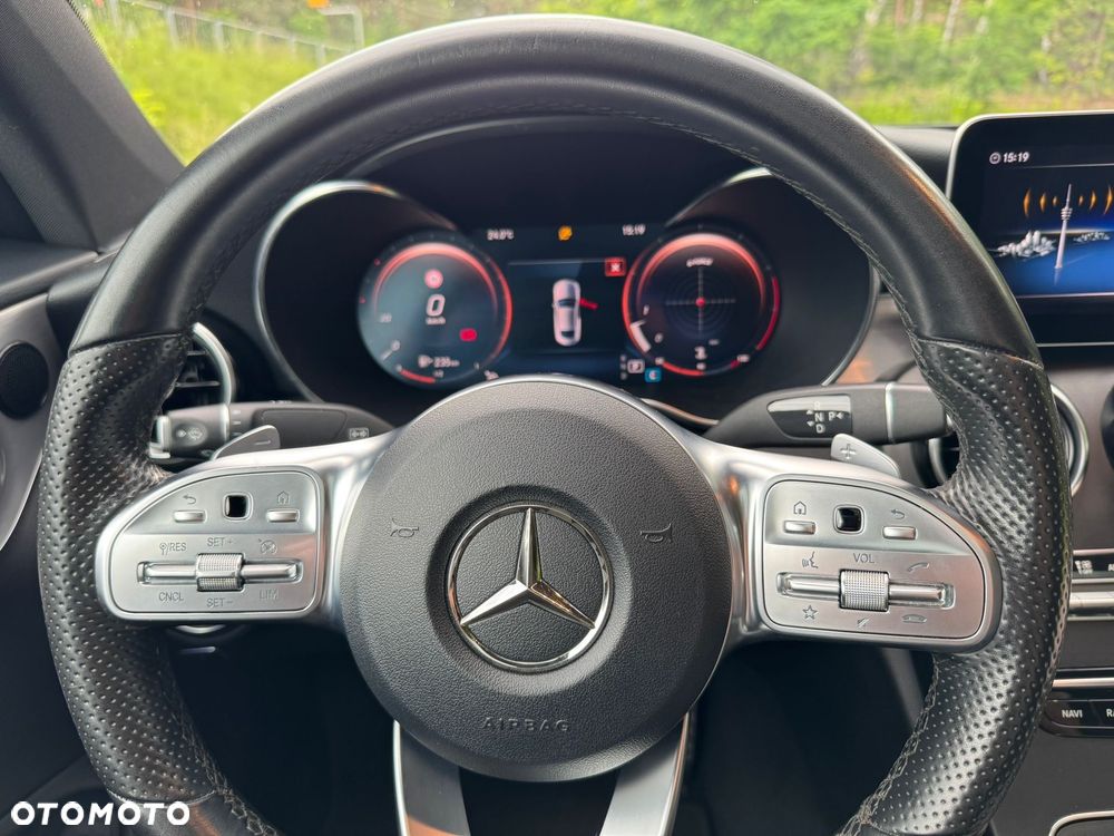 Mercedes-Benz Klasa C 180 9G-TRONIC - 26
