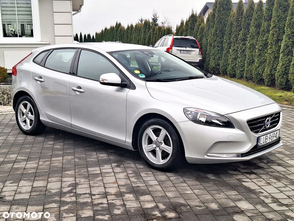 Volvo V40 ver-d2-kinetic - 10