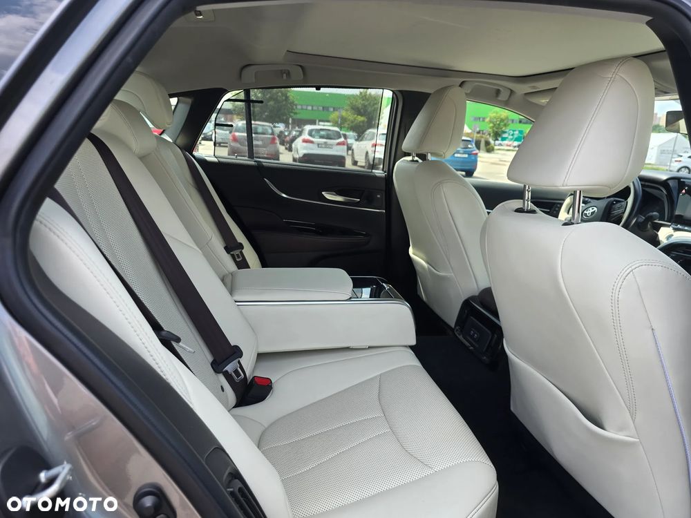 Toyota Mirai Executive - 25