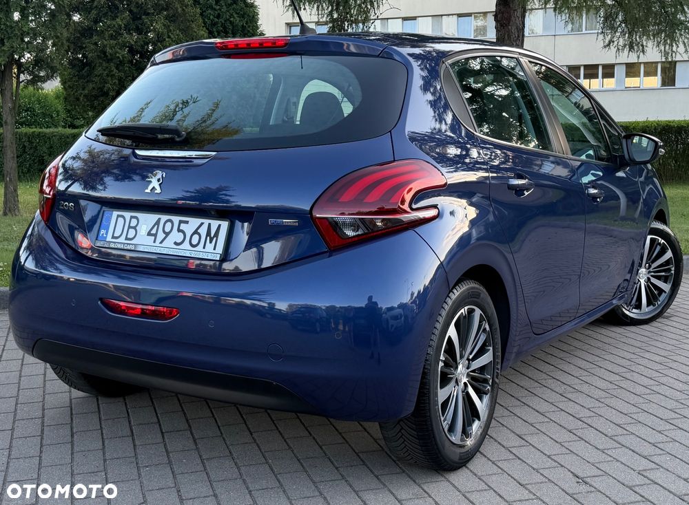 Peugeot 208 PureTech 82 Urban Move - 31