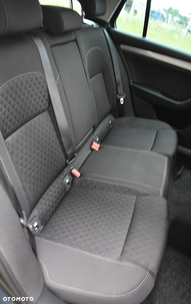 Skoda Superb 1.6 TDI Style - 39