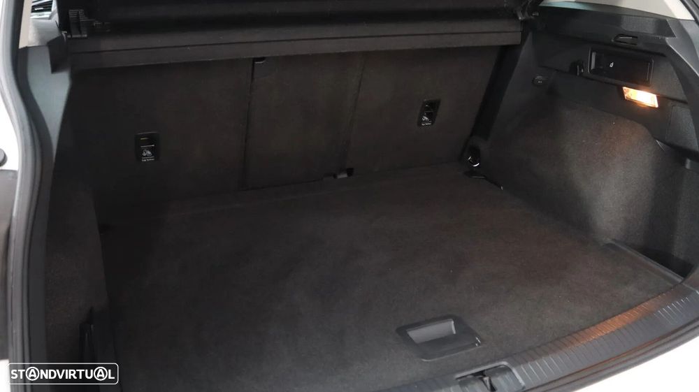 VW Tiguan 2.0 TDI Highline DSG 4Motion - 9