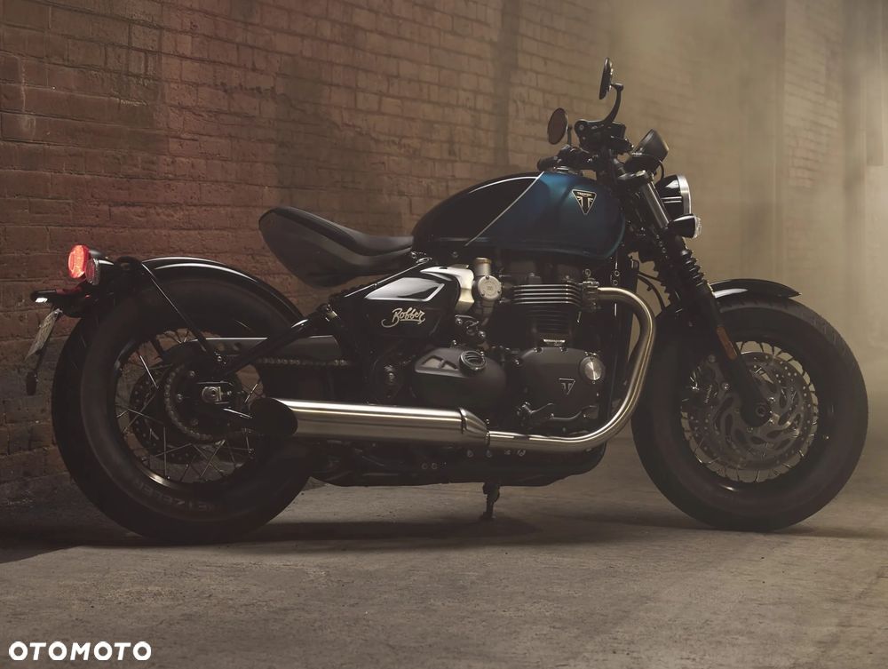 Triumph Bonneville Bobber - 3