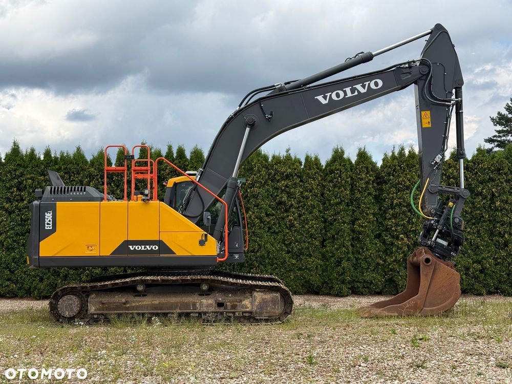 Volvo EC 250 EL - 8