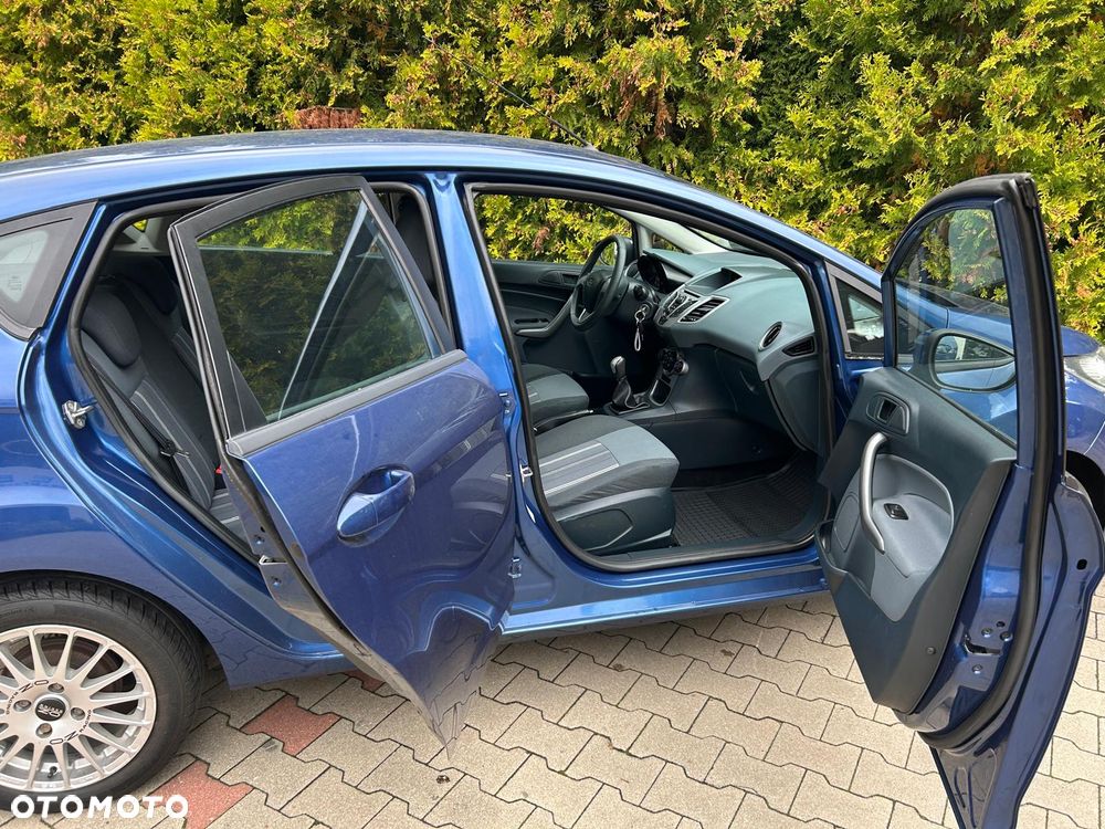 Ford Fiesta 1.25 Ambiente - 13
