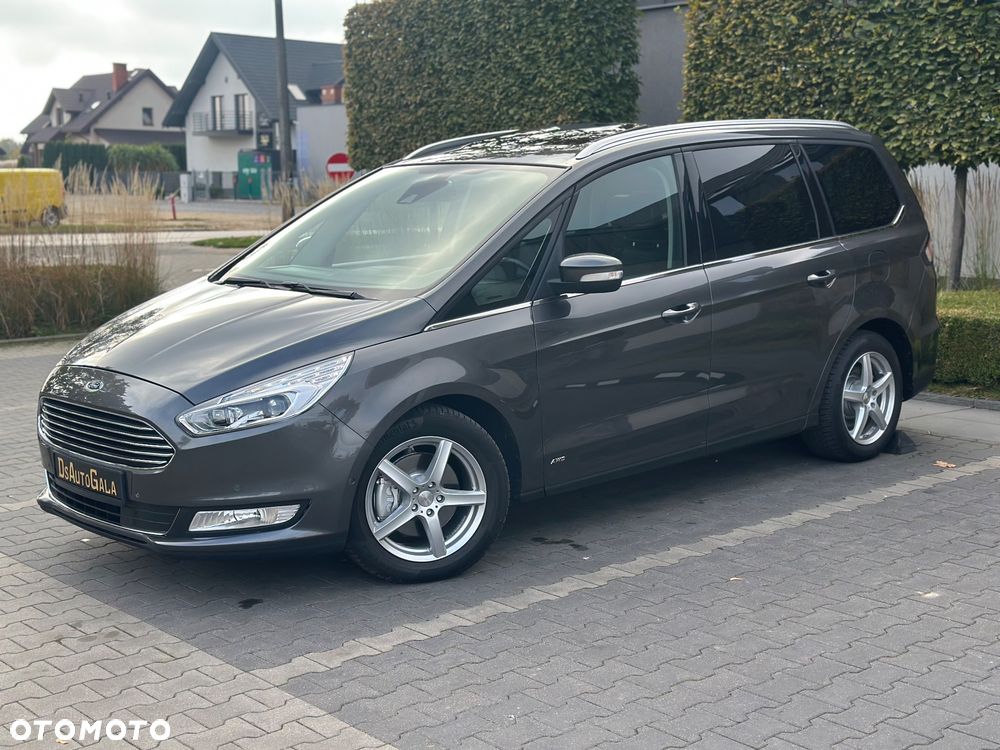 Ford Galaxy 2017 photo 2