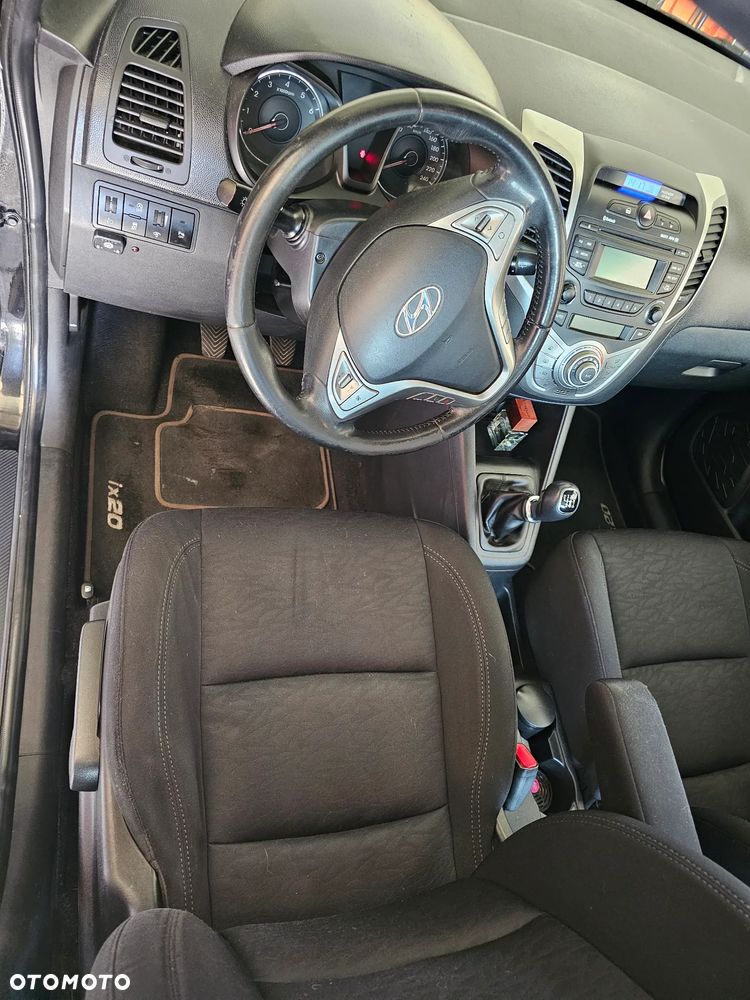 Hyundai ix20 1.6 blue Style - 31