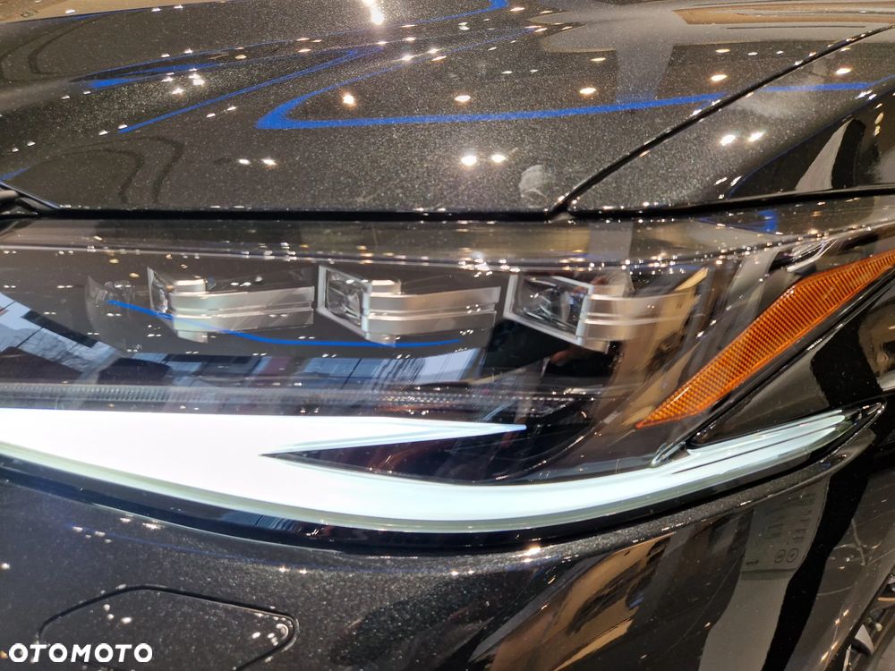 Lexus ES 300h Prestige - 9