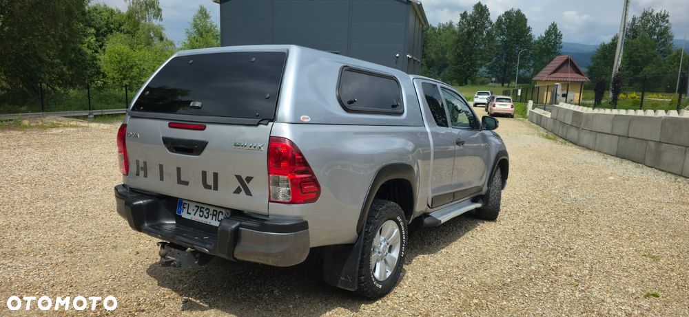 Toyota Hilux 2.4 D-4D Extra Cab SR 4x4 - 7