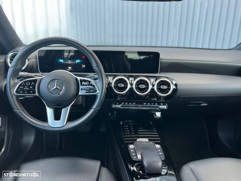 Mercedes-Benz A 250 e Style Plus - 11
