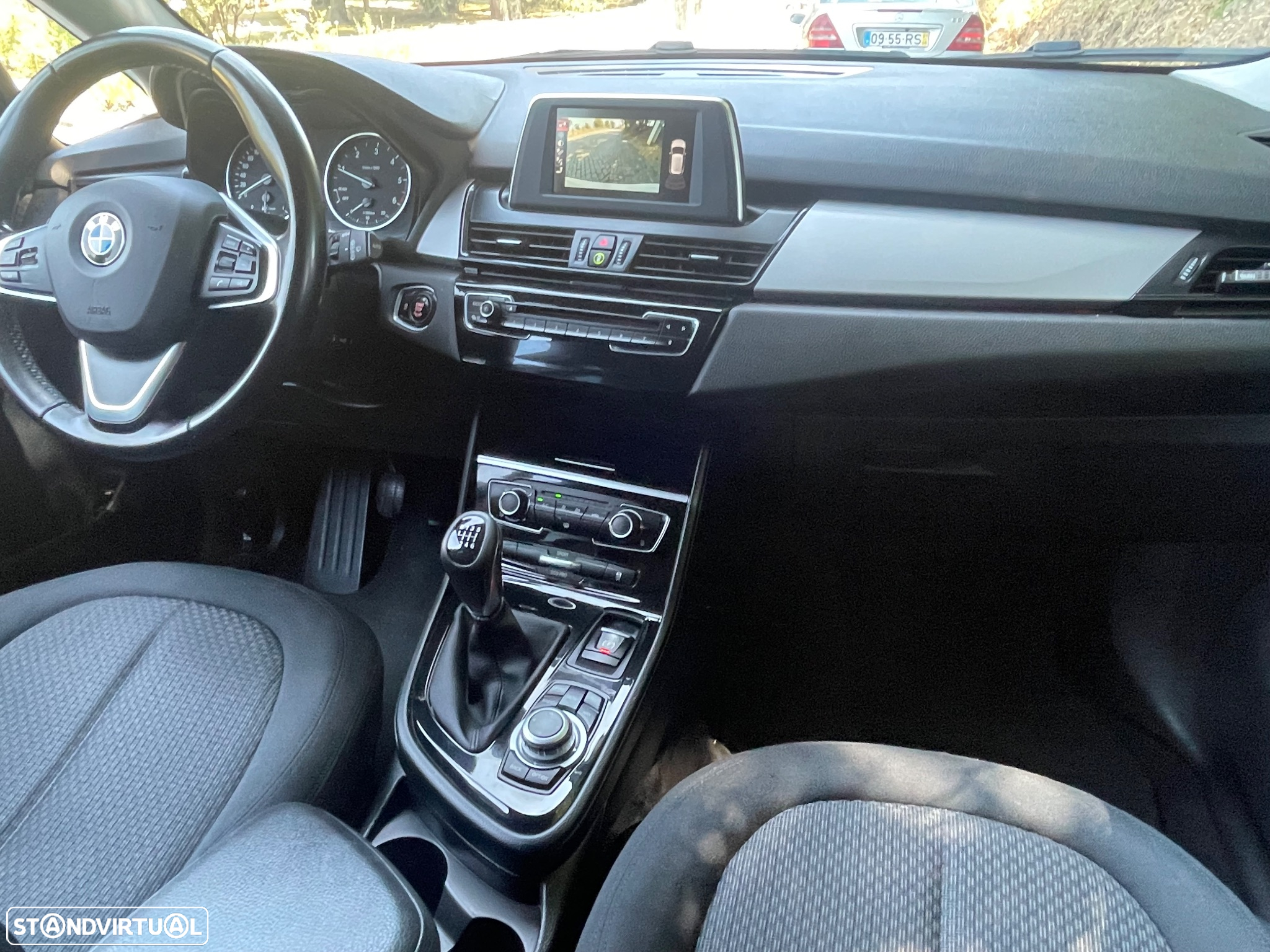 BMW 216 Active Tourer d - 28