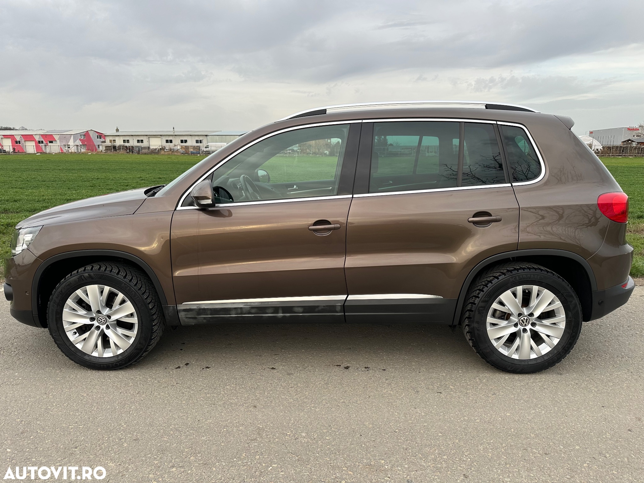 Volkswagen Tiguan - 7