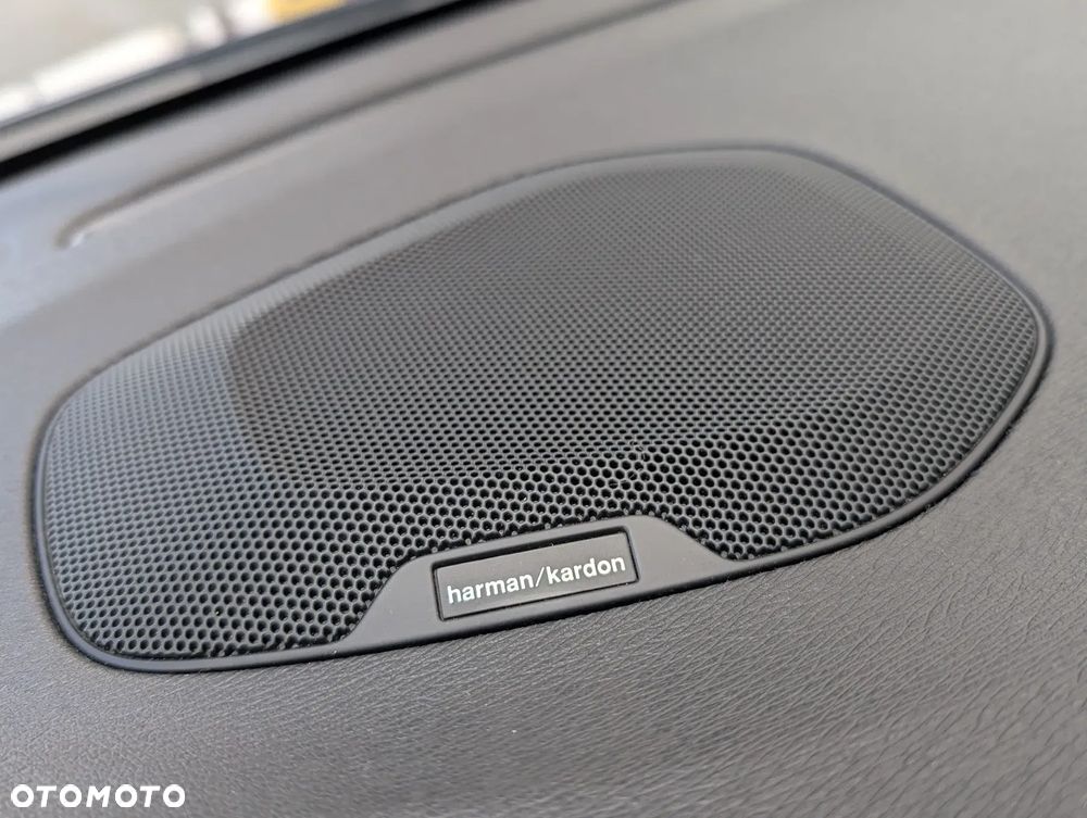 Volvo V40 D3 Drive-E Ocean Race - 28